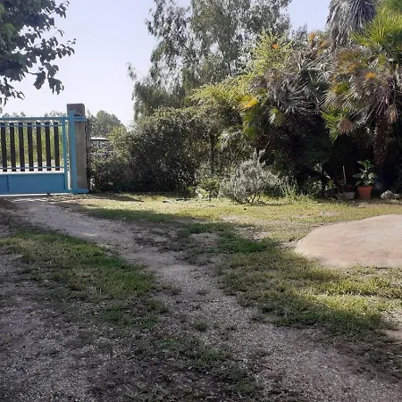 Isuedda Hébergement de vacances Marrùbiu