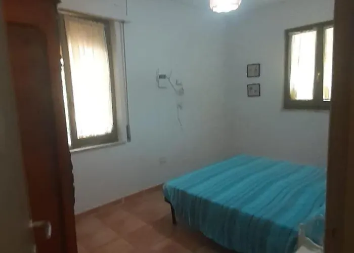 Nyaraló Isuedda Marrùbiu